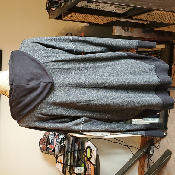 Maurices size 1 black/gray pullover hoodie - Picture 5 of 16